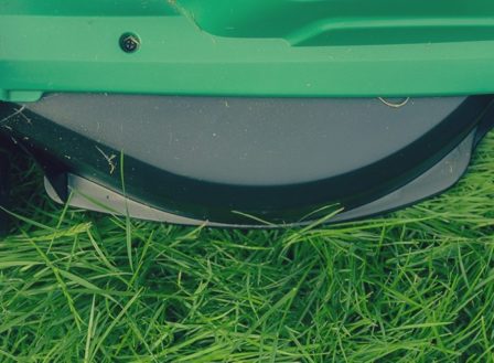 Should I Bag or Mulch my Grass Clippings?